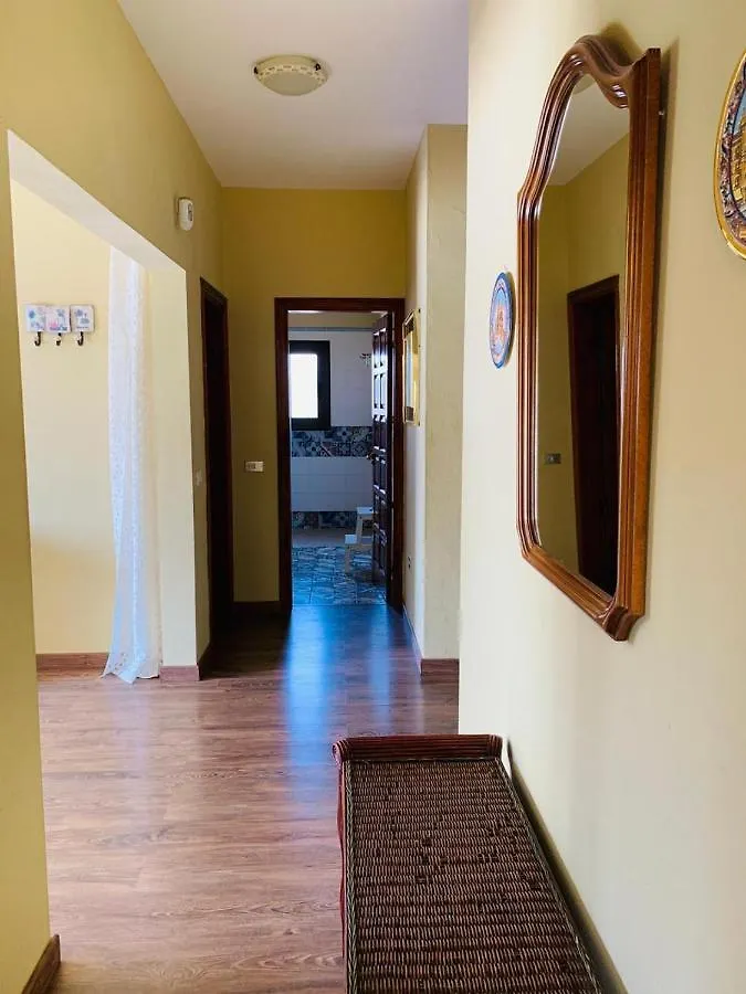Vivienda Vacacional Tinizara Arona  İspanya